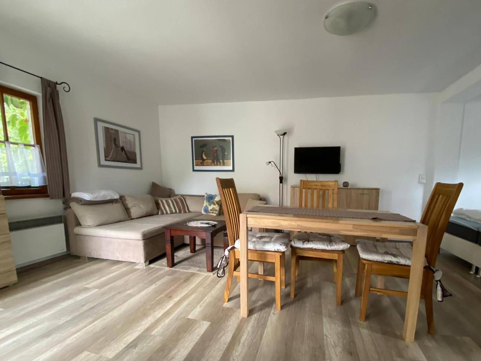 Appartement Doesjes Huis Наумбург Екстер'єр фото